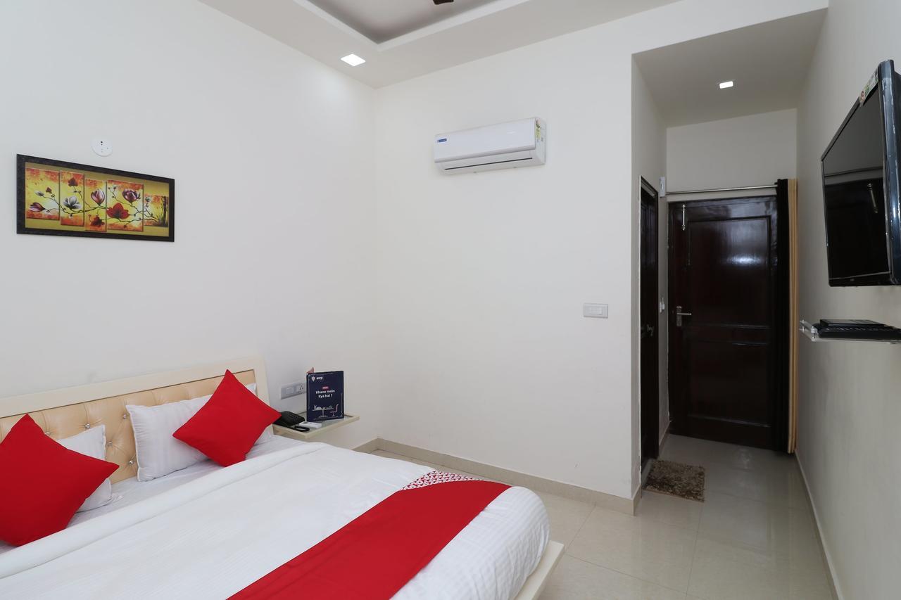 Oyo 13406 Hotel Golden Leaf Bareilly Exterior photo